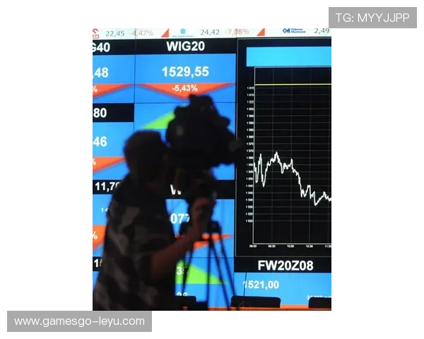 从泰国粉色大象到香港火灾：阿尔希拉尔俱乐部如何通过危机管理实现联赛逆袭？